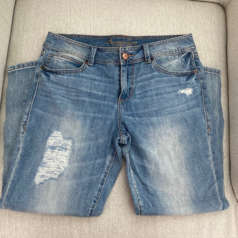 EUC AMERICAN RAG Ripped Distressed Jeans Blue Mid rise